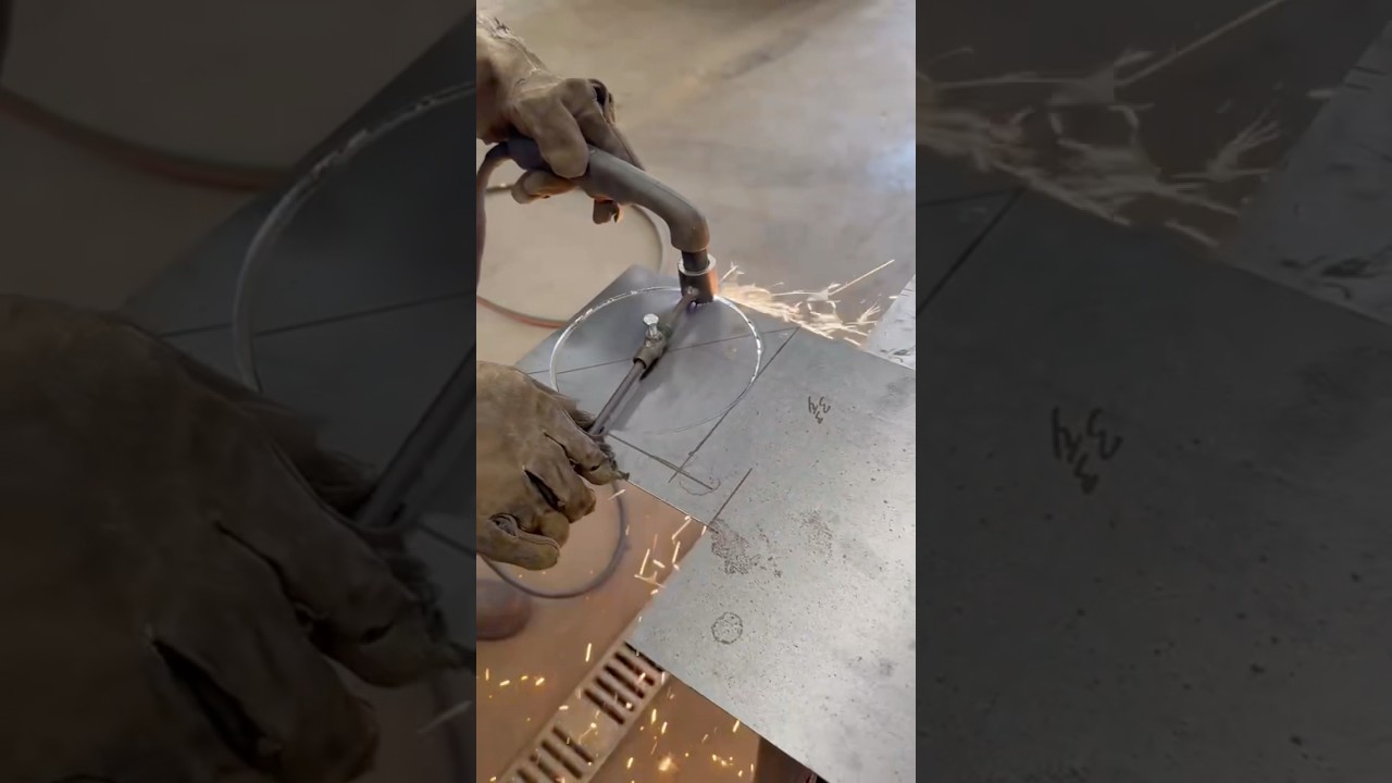 Plasma cutter circle guide. 