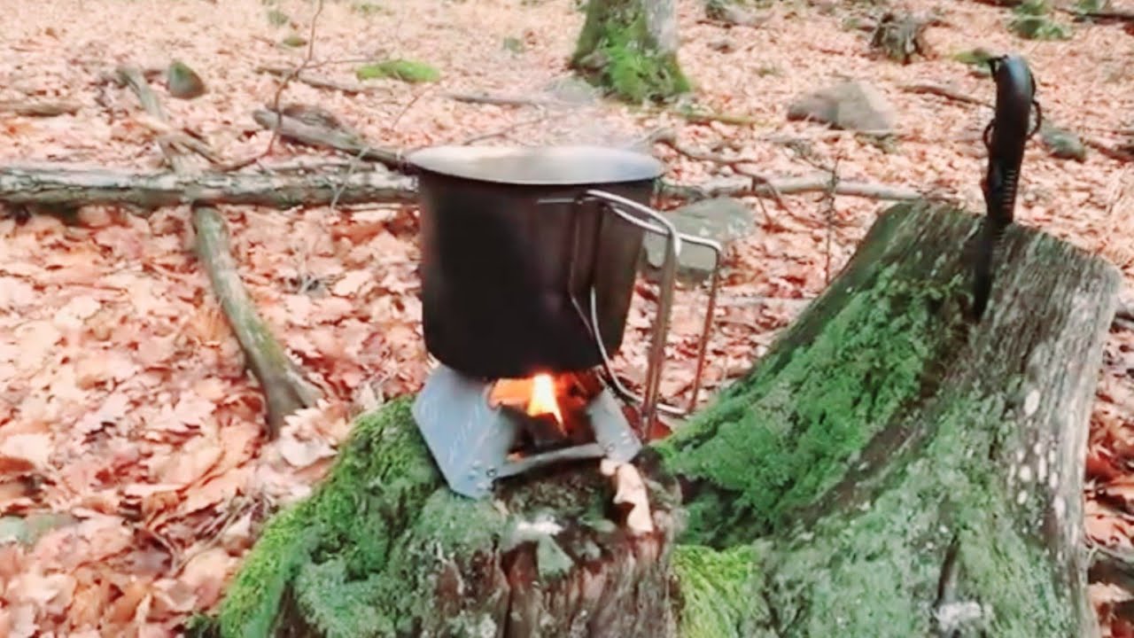 Vreckový Vojenský  Varič Na Túry - Esbit
