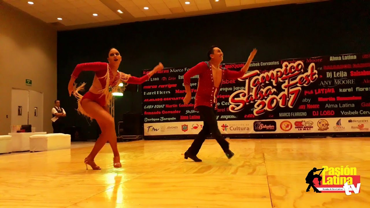 Yasbek Cervantes y Stephany Moore en el Tampico Salsa Fesst 2017