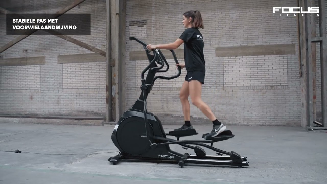 Focus Fitness - Senator iPlus - Crosstrainer - Betersport