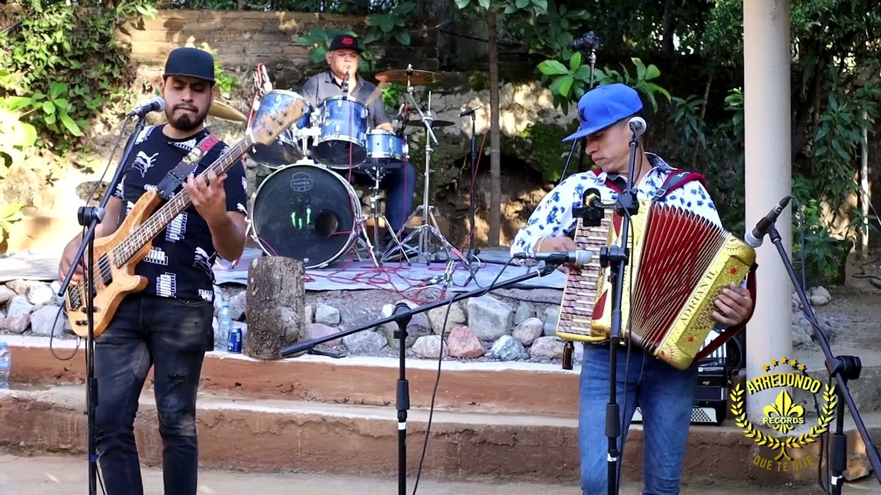 Los Pasajeros De La Sierra - Ahora Por Idea ( Video Oficial)