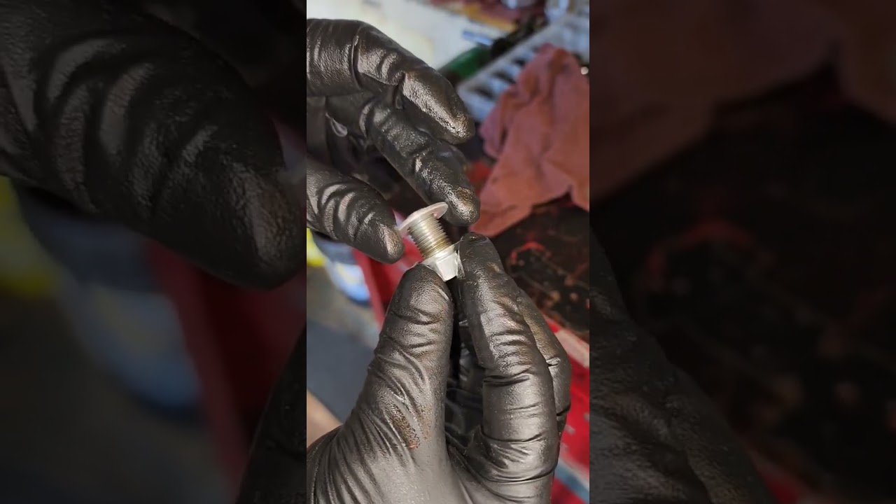 Quick and Simple oil change #automobile #oilchange #lubetech #ASMR #lube #toyota