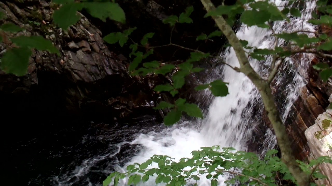 Val Grande: Pozza nel Rio Pogallino.