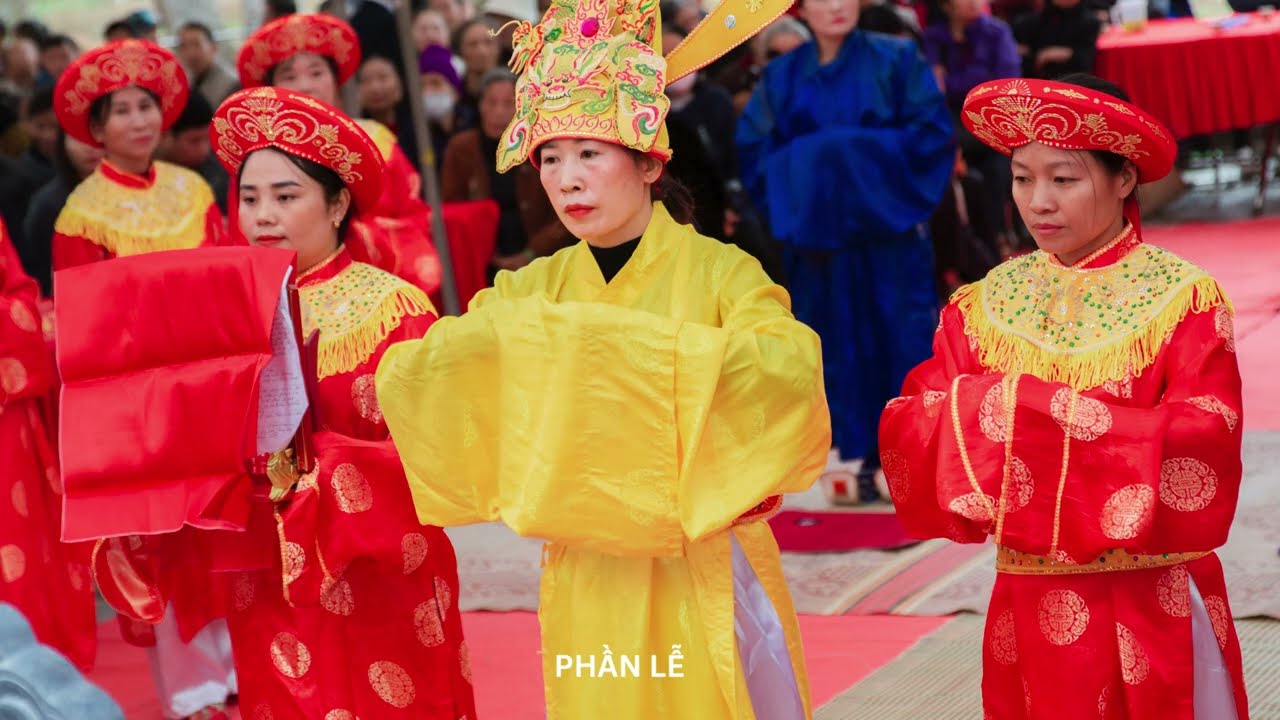 LỄ HỒI VỊ SẮC PHONG VỀ ĐÌNH LÀNG SƯA