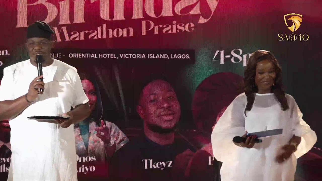 Praise session with Dr Stephen Akintayo