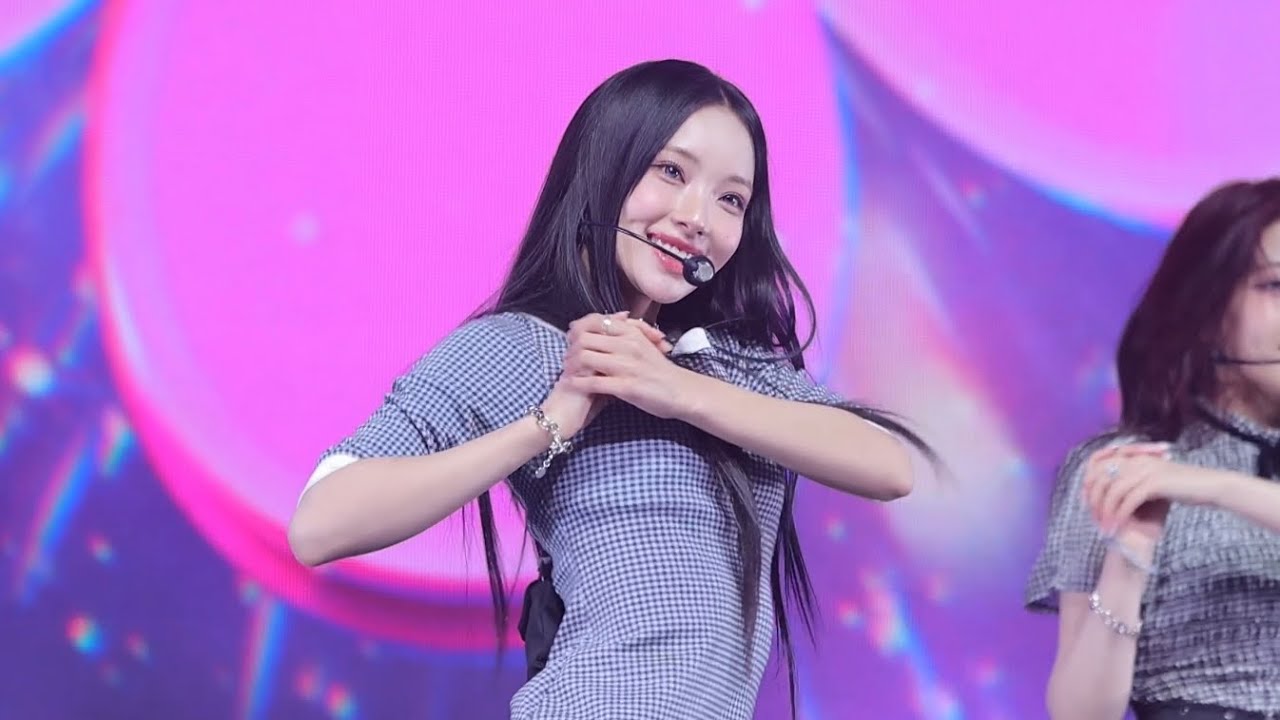251125 'Bloom' 원이 WONI 리센느 RESCENE 4K 60P | Lip Bomb Showcase