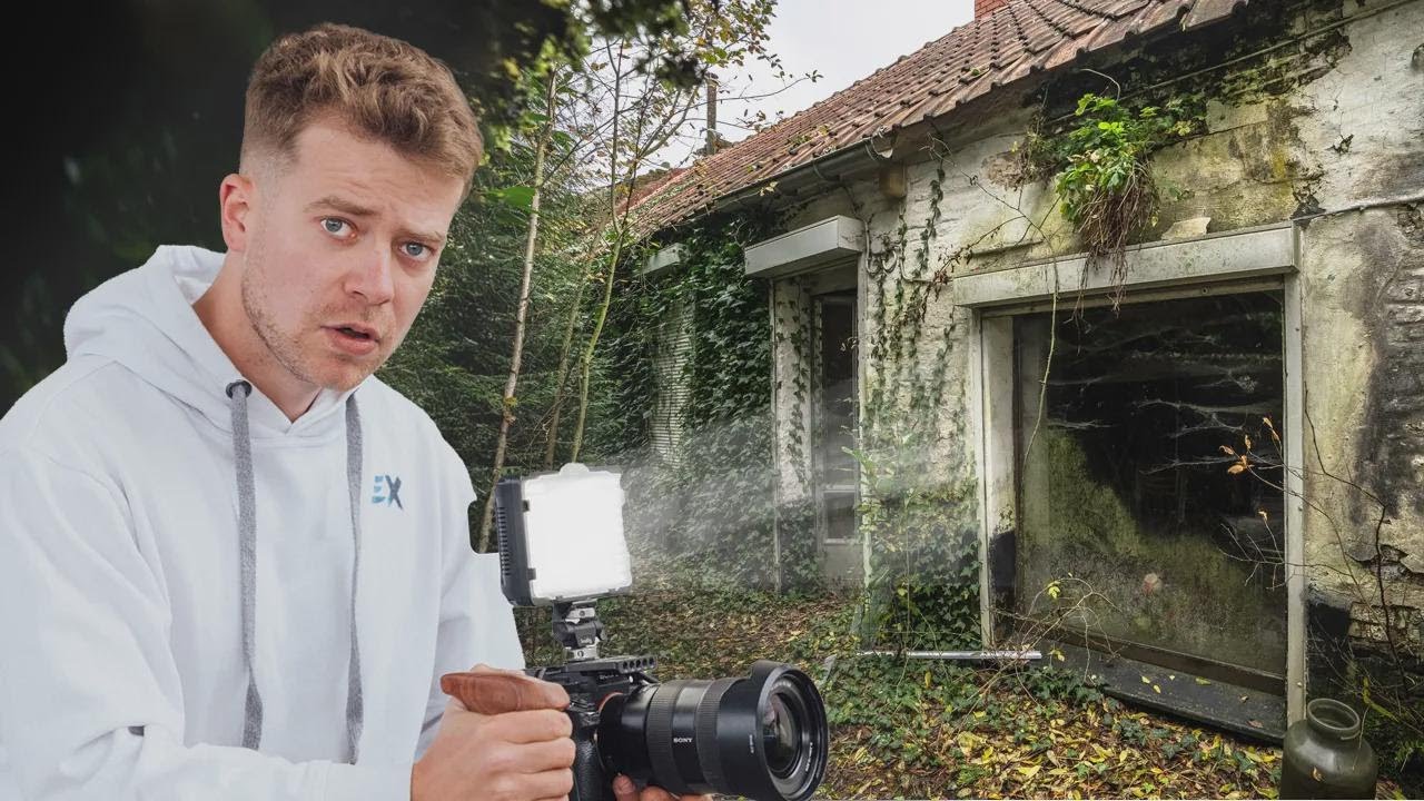Timpul s-a oprit aici: Casa abandonată a unui cineast