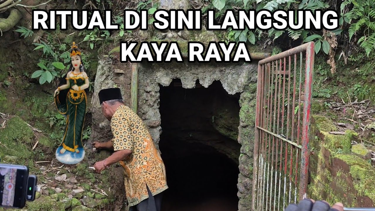 Viral.! Goa Tembus Rumah Nyi Roro Kidul Di Jawa Timur