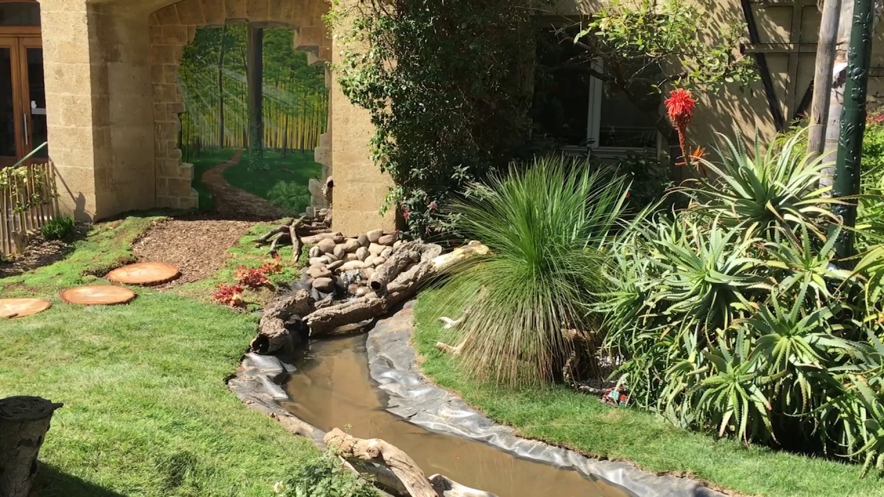 Jardin &eacute;ph&eacute;m&egrave;re  - Ville du Lavandou