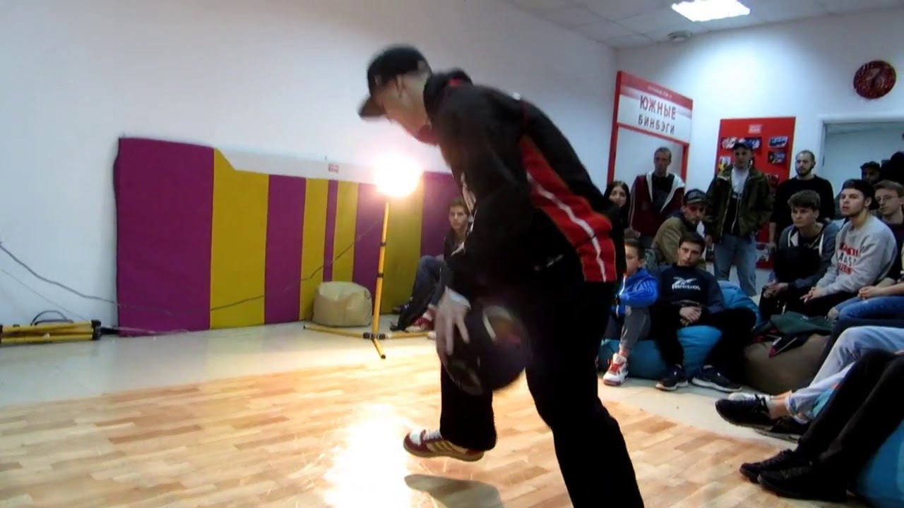 BBoyBobbyBoy-Basketball-Freestyle on the HIP HOP-conference