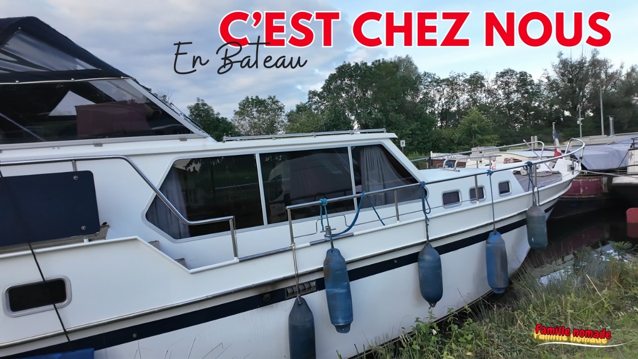 496- On répare la fuite sur le pont, c'est pas méchant #boat  #travel #nomade