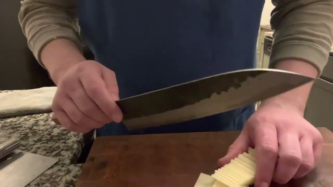Masakage Koishi 240mm Gyuto vs. 🥔