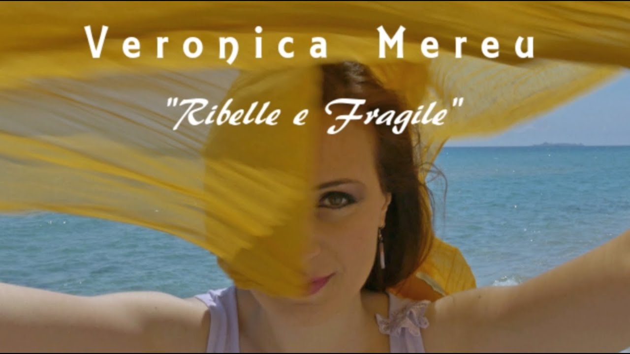VERONICA MEREU | RIBELLE E FRAGILE