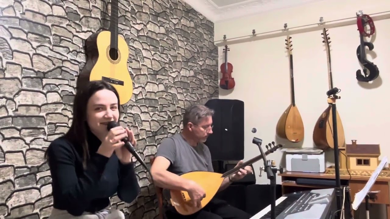 Ilhan Güllü & Pınar Işık.                              Saçlarını Taramışssın
