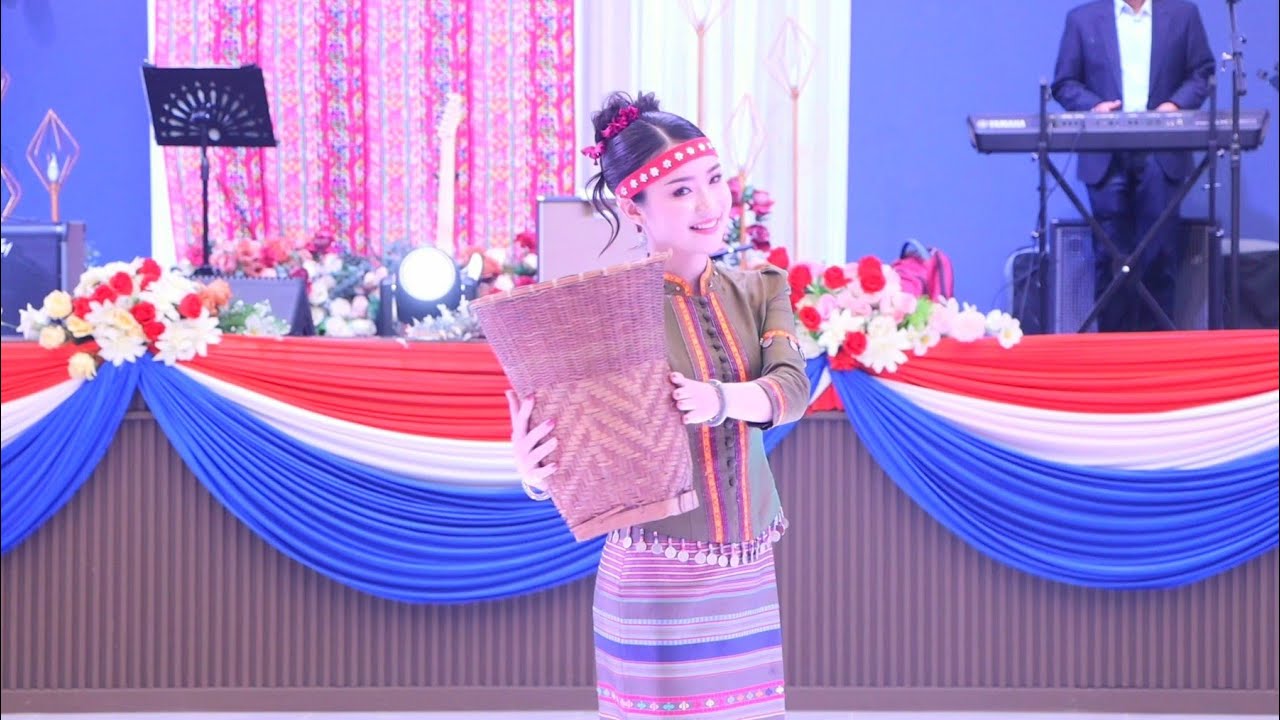 ຟ້ອນຢູນດີງ ເຜົ່າກຶມຫມຸ