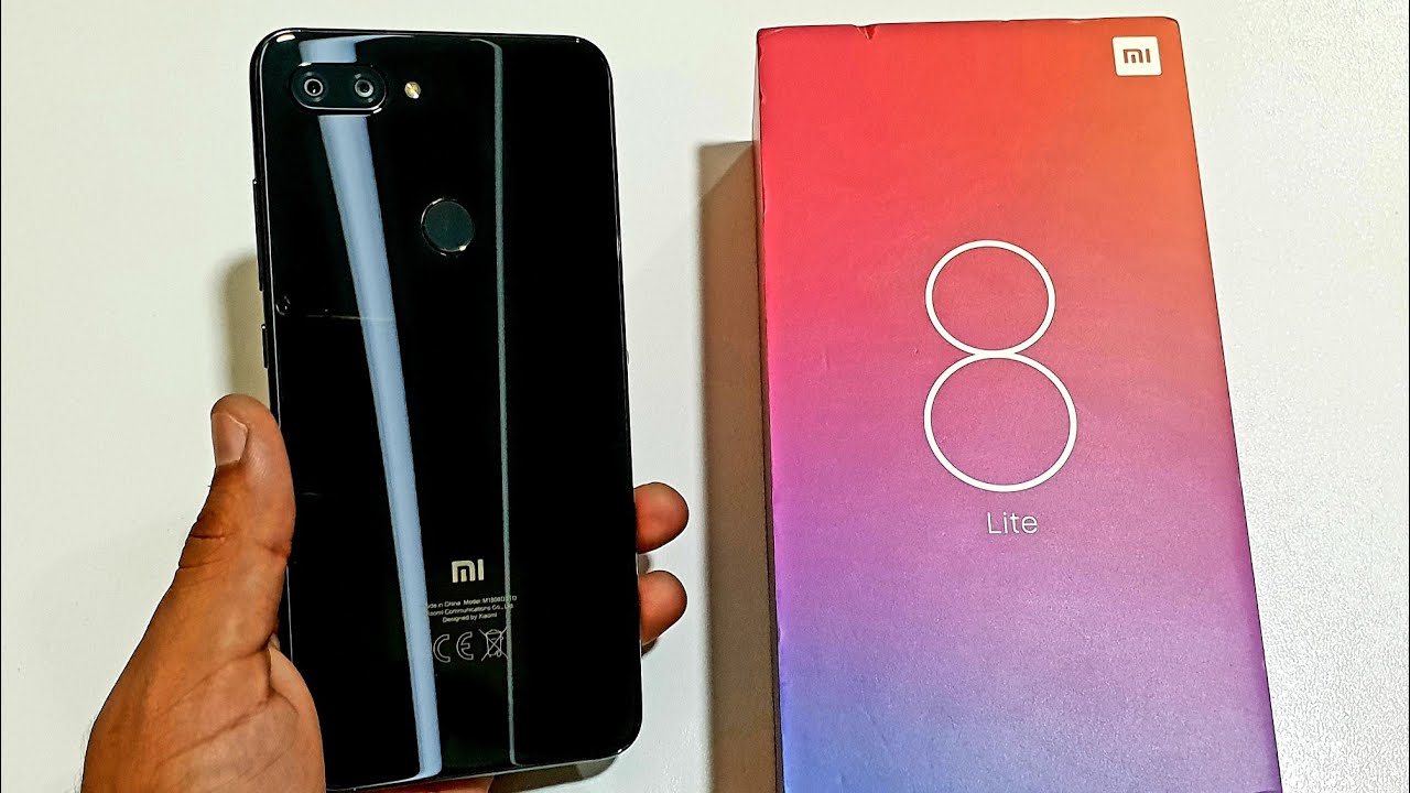 Mi 8 lite - Unboxing! (4K )