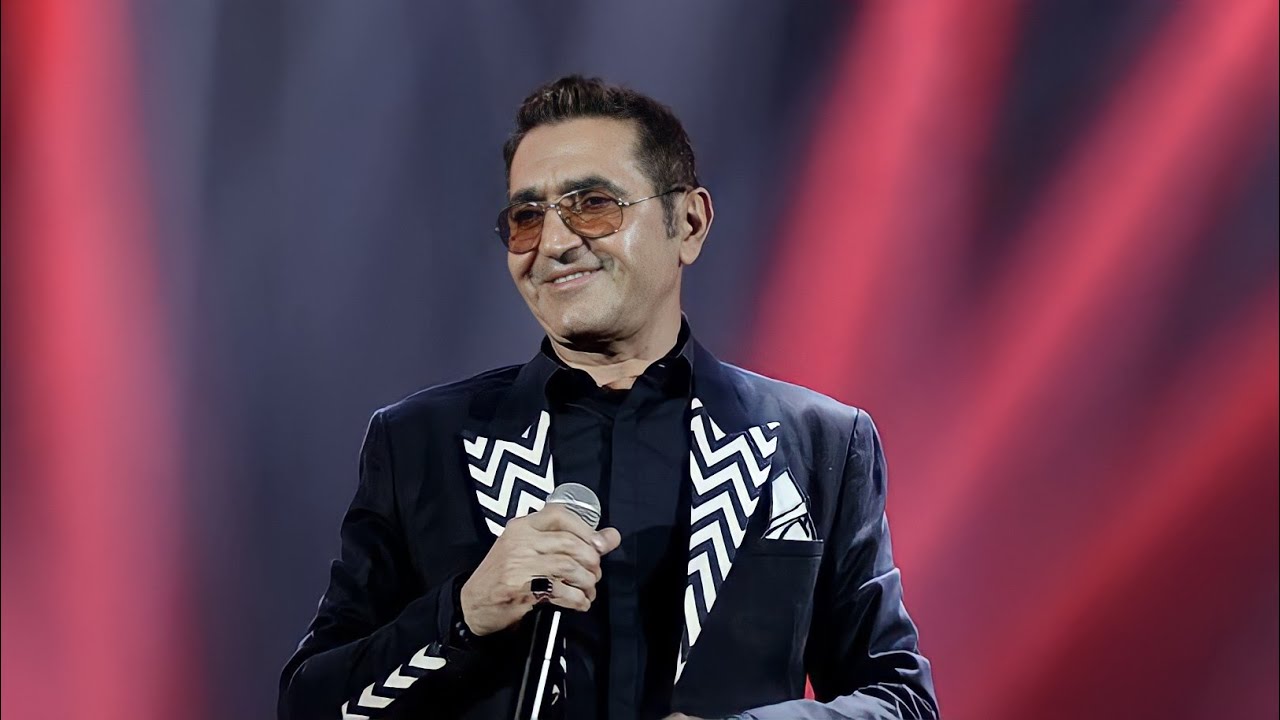 Fereydoun Asraei - Negahet - Live in Concert / اجرای زنده آهنگ «نگاهت» فریدون آسرایی