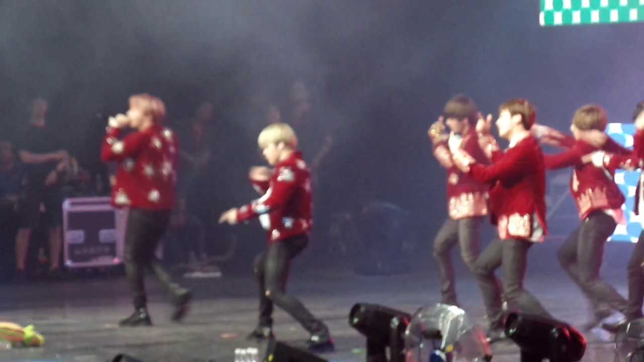 방탄소년단 BTS - War of Hormone/ 21st century girls - Chile 2017