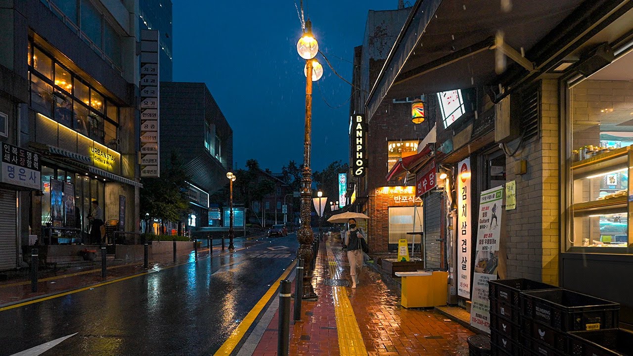 Seoul Powerful Rainy Night Walk around Jeongdong Street | Umbrella Sounds 4K HDR