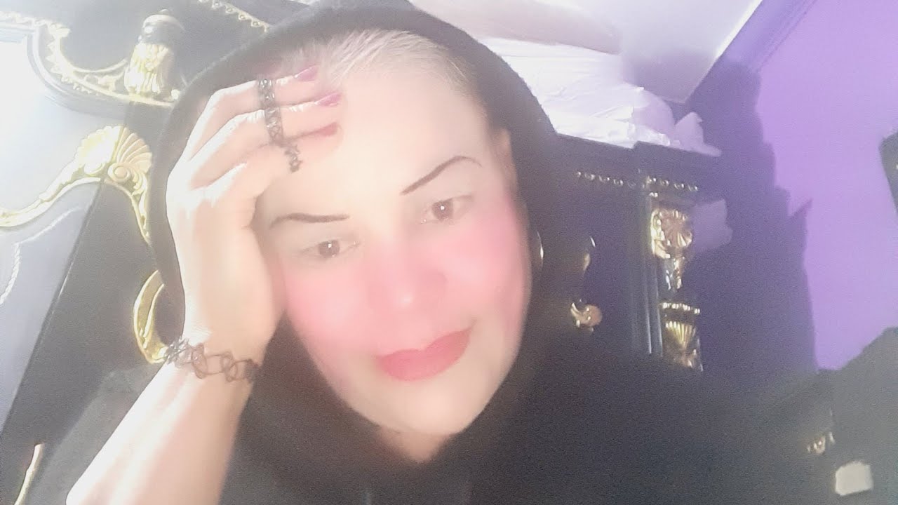 جمعه طيبه مباركه علينا وعليكوا وعلى الجميع ياااااااارب