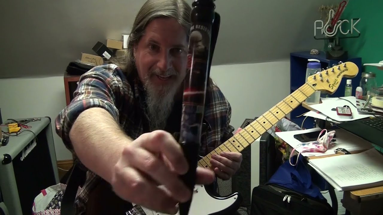 How Does The Volume Knob Work On Your Guitar?