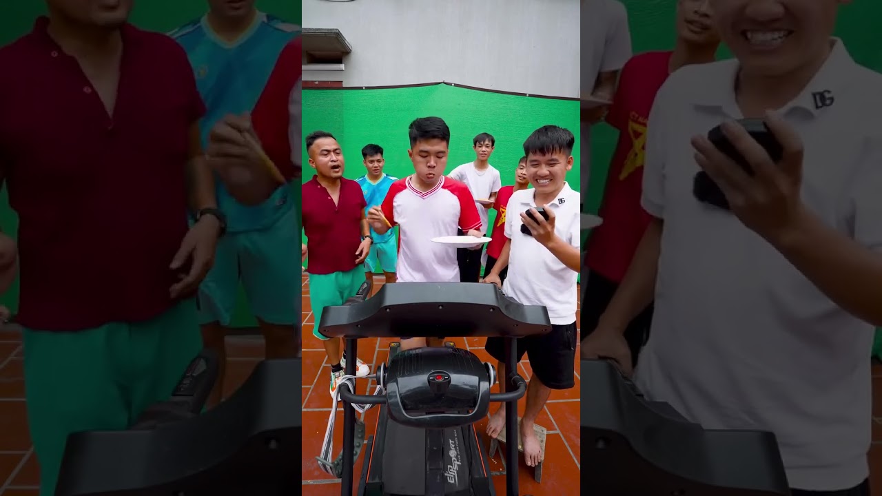 Hưng vlog official | Tr&ograve; Chơi Thi ăn Thịt Ba Chỉ &Aacute;p Chảo Nhanh Nhất Cười To&aacute;c Mồm