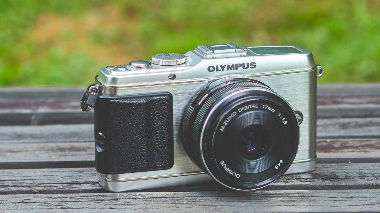 This Camera Revolutionized Mirrorless Autofocus - Olympus PEN E-P3