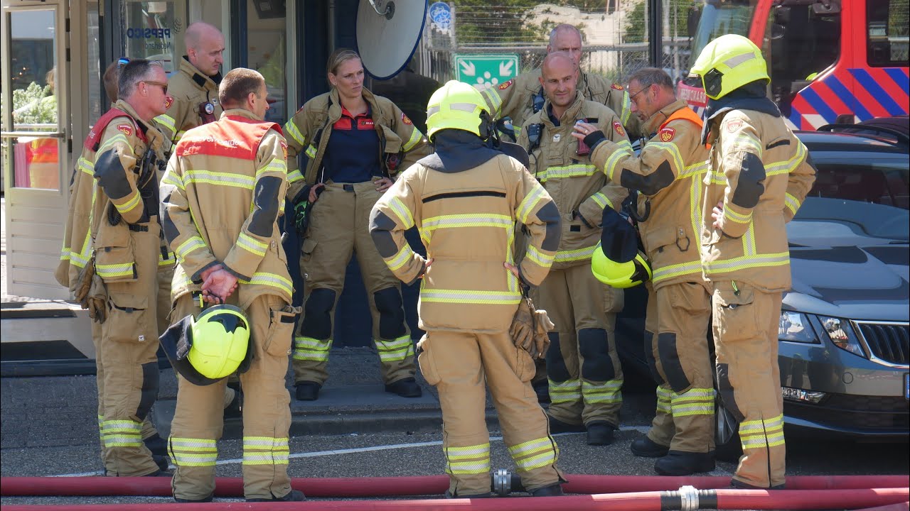 Brandweer rukt uit voor een Grote Brand in Ketelhuis Pepsico Langedijk!