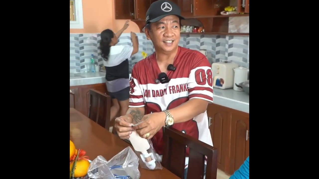 GAGAWIN NATIN LAHAT NANG ATING MAKAKAYA PARA  MAKATULONG TAYO KAHIT SA MALIIT NA KAPARAANAN 