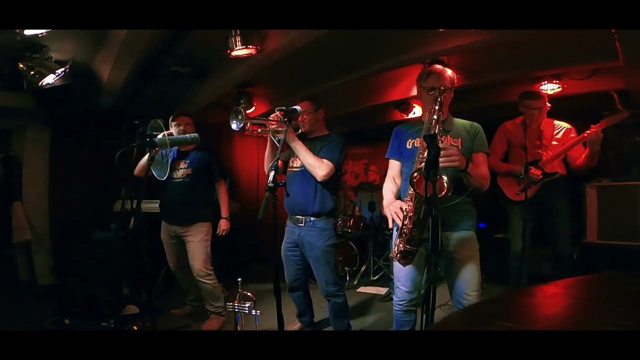 Persian Cat Live by T. McCook performed by  Irie Miah & The Massive Vibes @ Hot Jazz Club Muenster