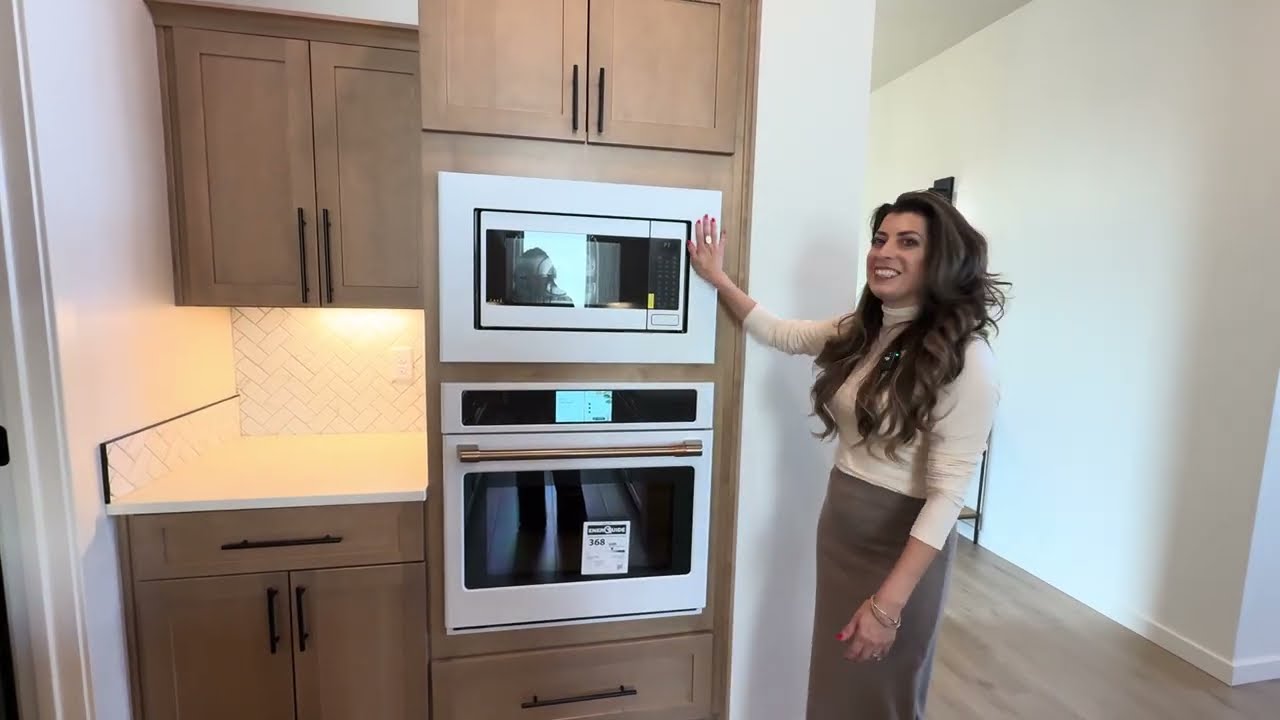 6735 Fairchild - Starting to Stage and Decorate!