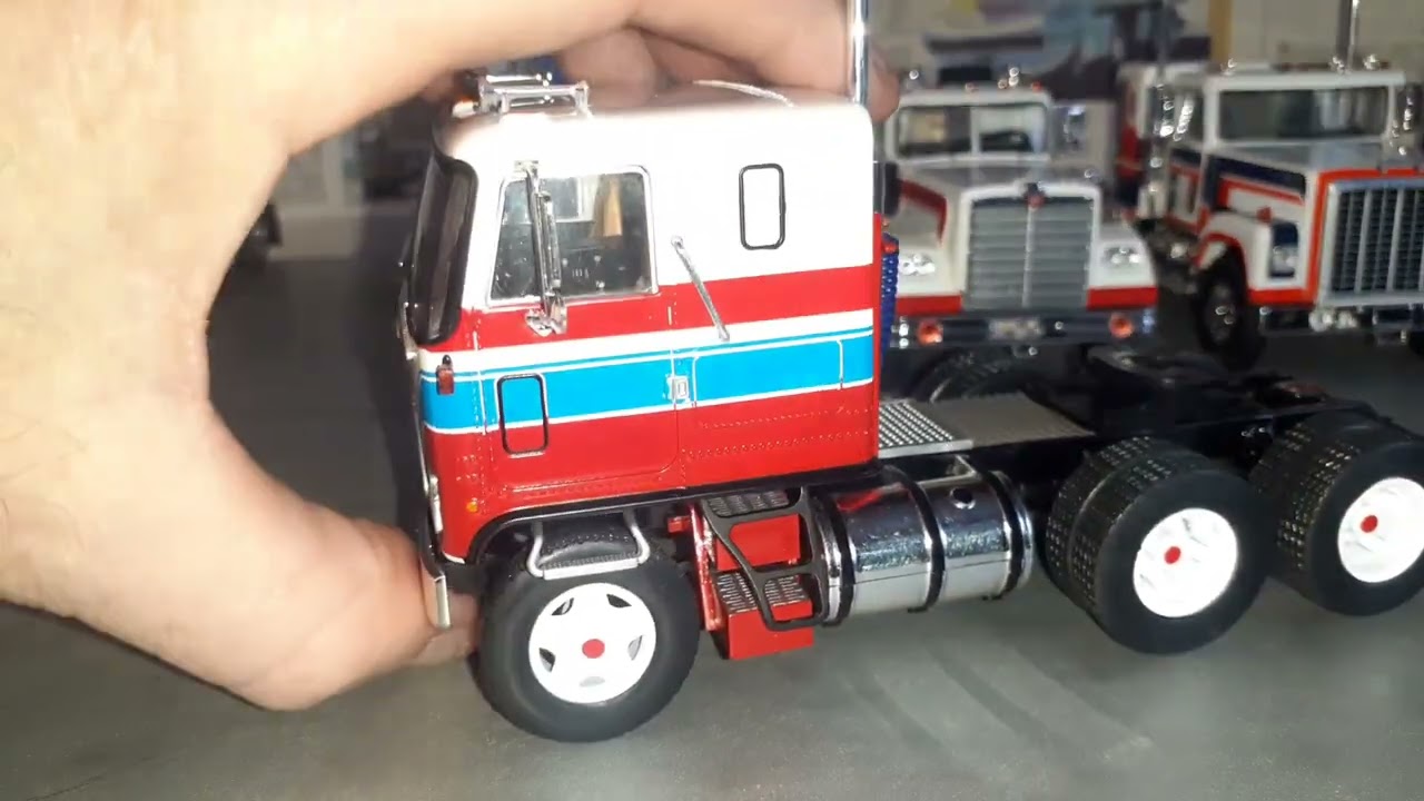 г.Плавск.Обзор моделей.1/43.от ixo.Грузовики.