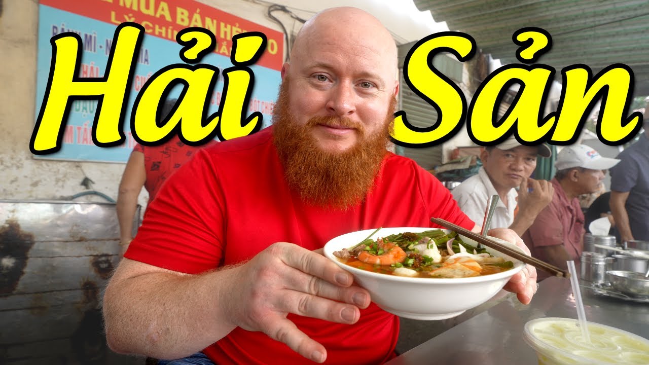 SEAFOOD NOODLE SOUPS that you won't forget in Vietnam!