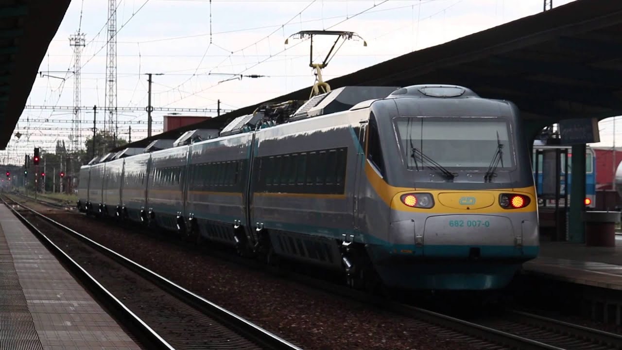 Vlaky Pardubice hlavní nádraží I 25.8.2015