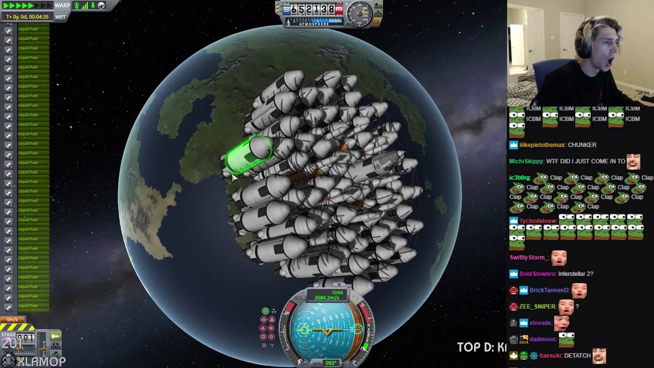 xQc launches 'the portable Sun' rocket into orbit - Kerbal Space Program