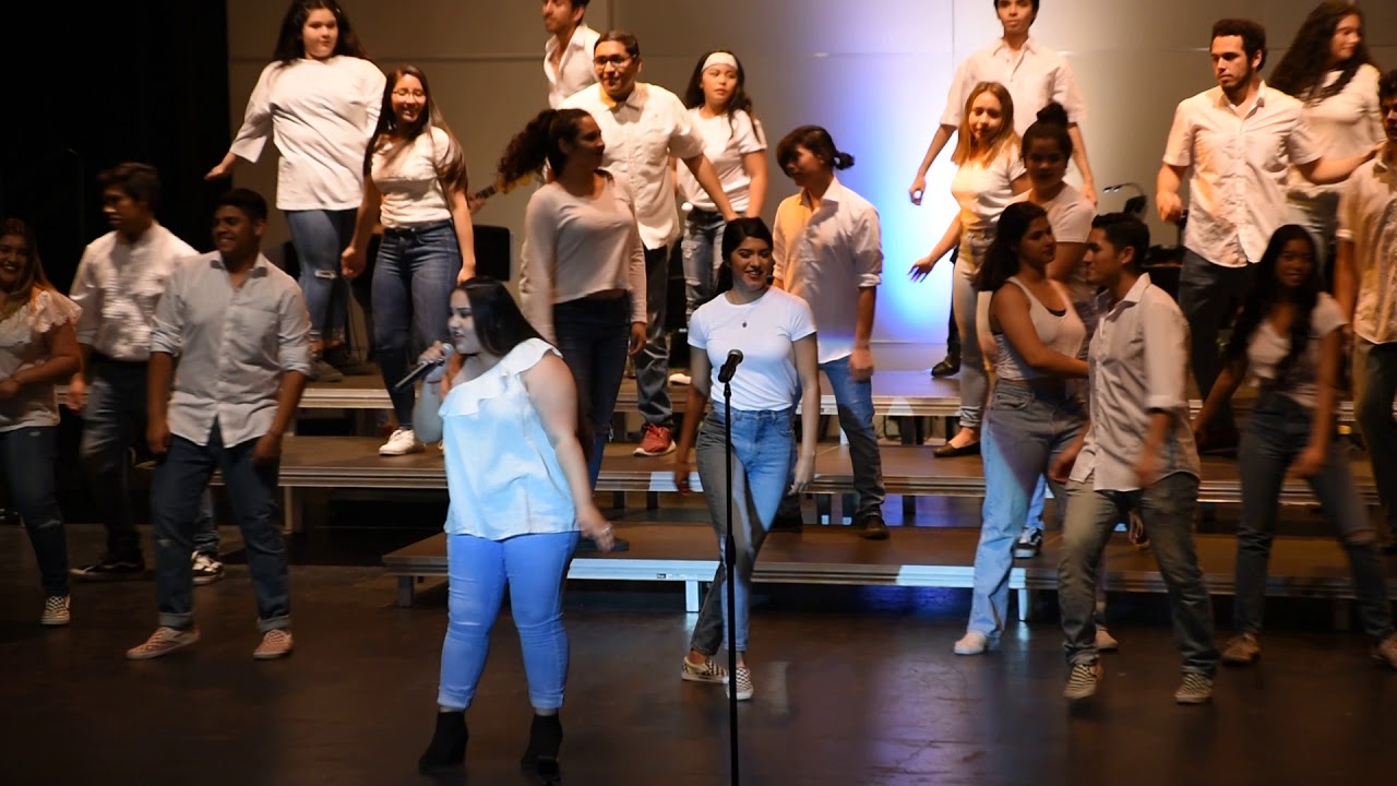 Segerstrom High School Choirs Pop Show 5/17/18 - 23   Vivir Mi Vida