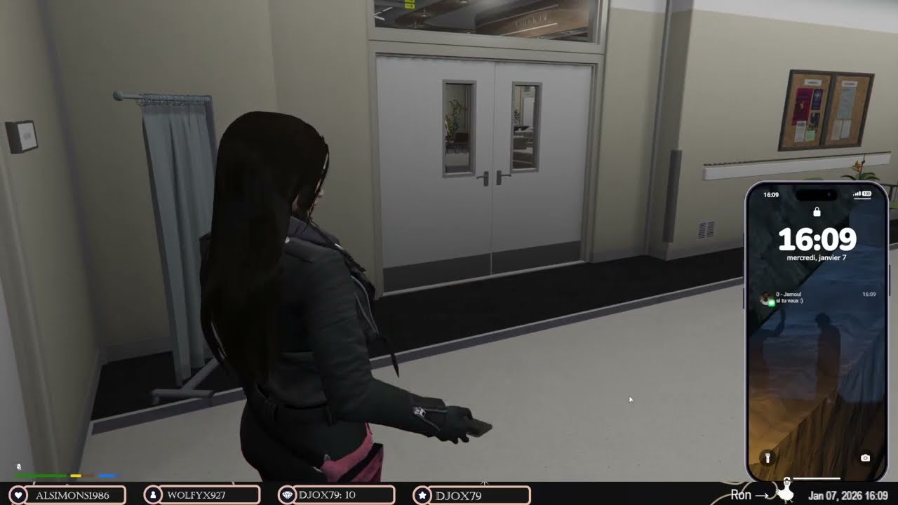 S2E1 - Sarah Doyle - Une voiture en radio ????