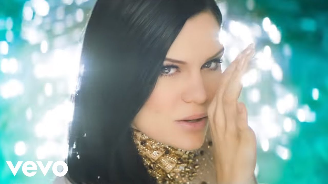 Jessie J - Burnin' Up ft. 2 Chainz (Official Video) ft. 2 Chainz