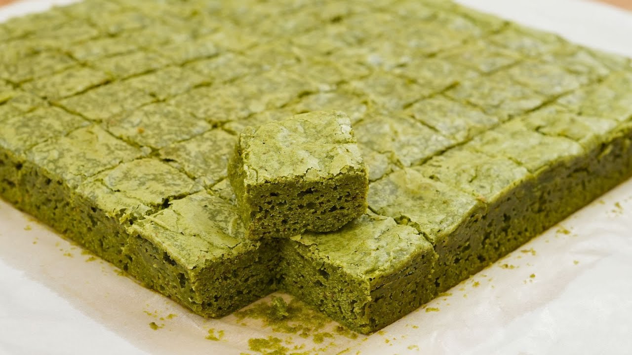 แจกสูตร บราวนี่มัทฉะ (Matcha Brownies) บราวนี่ชาเขียว ไวท์ช็อกโกแลตคอมพาวด์ หน้าฟิล์ม เนื้อฉ่ำ