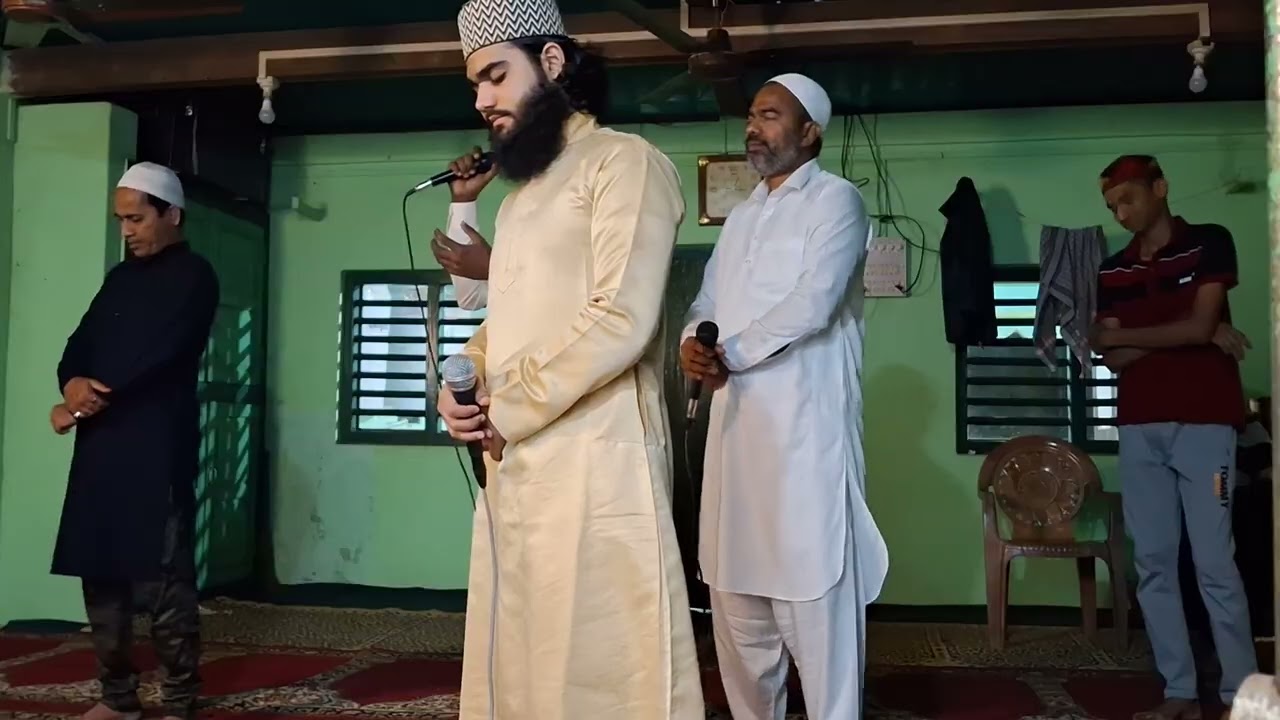 Tajdare haram.tum par har dan duroodo salam mustafa jane rehmat p lakho salam .Ya nabi salam alaika 