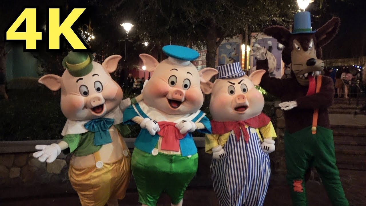The Three Little Pigs & The Big Bad Wolf - Rare Meet & Greet - FUN INTERACTION - Disney World - 4K