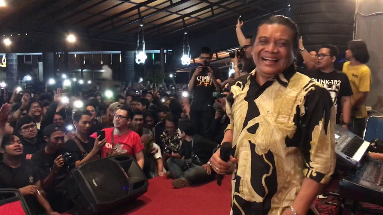 Kembang Tebu di Pantai Klayar