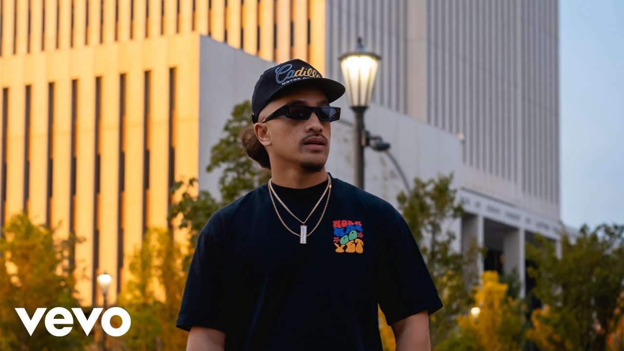 Kennyon Brown - Jehovah (Lyric Video)