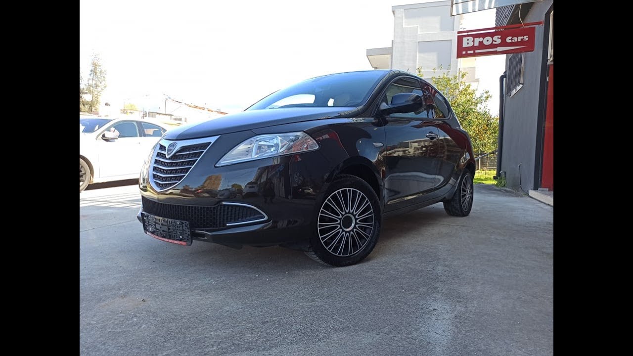Lancia Ypsilon Αυτόματο - 900cc Βενζινη - 2013 - Broscars.gr