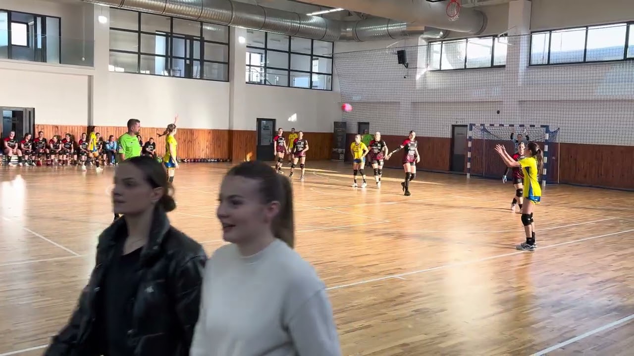 Transilvania Brașov J3 - CSM Corona Brașov Junioare 3A, Repriza 1, Etapa 14 a Campionatului Național