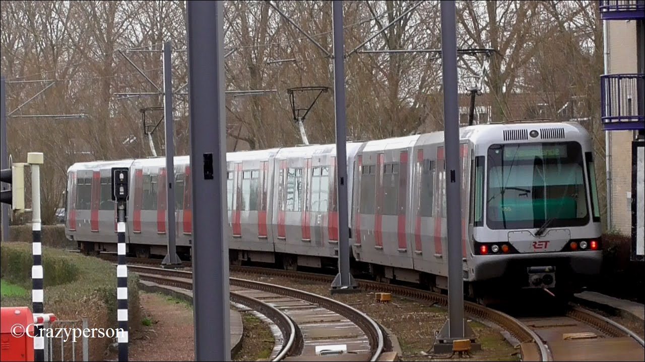 RET metro SG2/1 vertrek Ambachtsland naar De Tochten