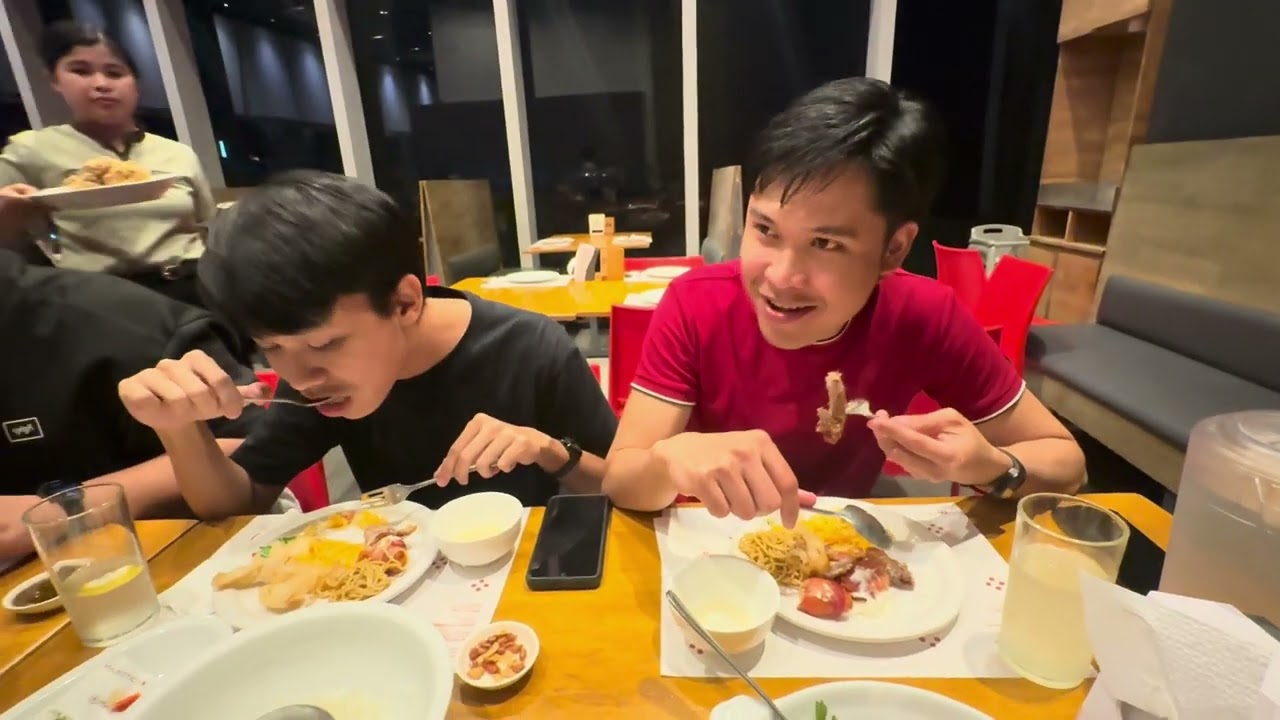 Happy 27th Birthday Kuya Michael. Have a blast. 