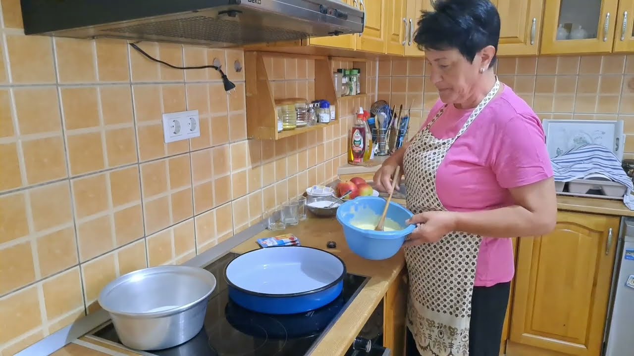 KOLAČ -sa jabukama i pudingom od vanilije...💥💥