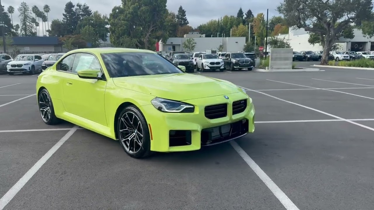 First look at the 2026 M2 in Sao Paulo Yellow | 4K