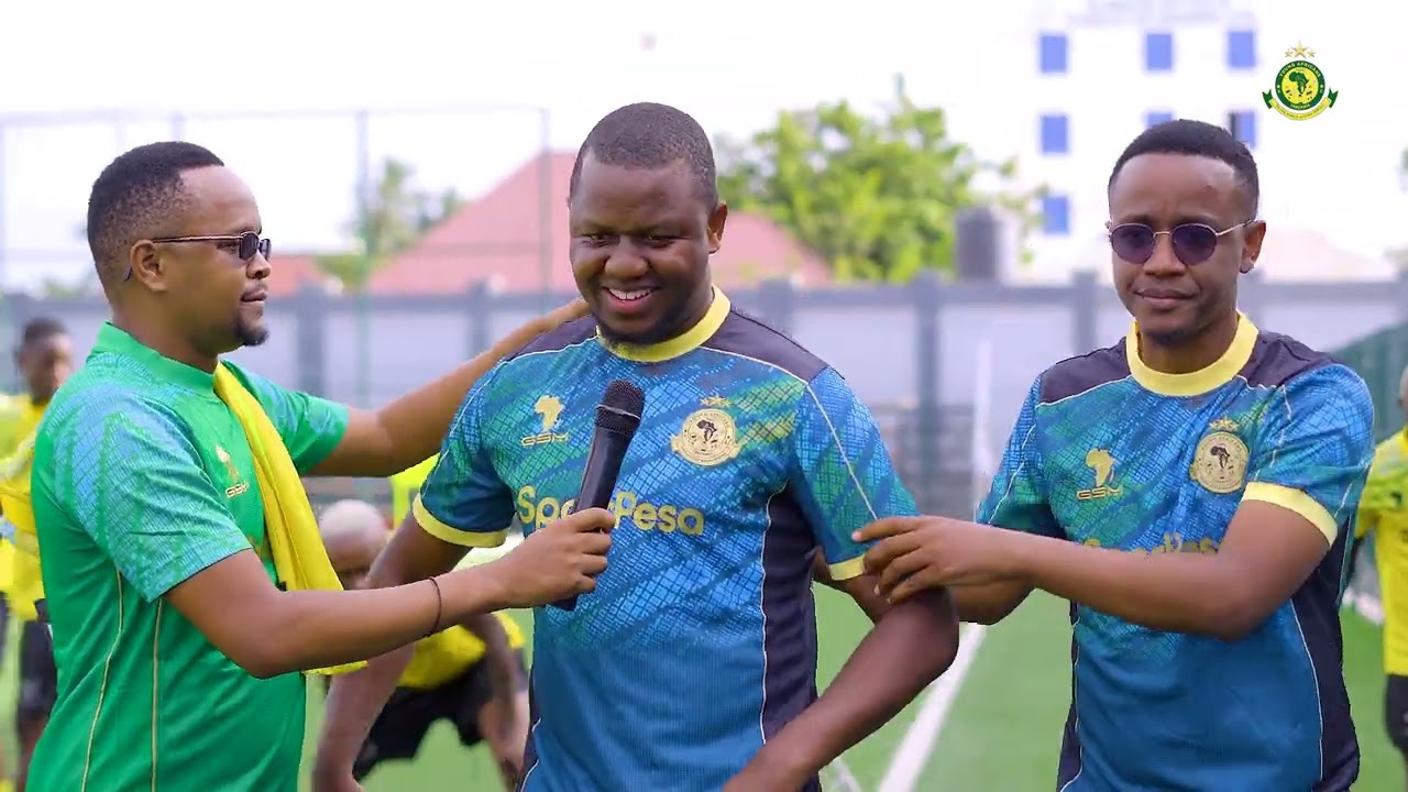 KAULI YA ALLY KAMWE BAADA YA JEZI MPYA ZA MAZOEZI KUZINDULIWA NA WACHEZAJI